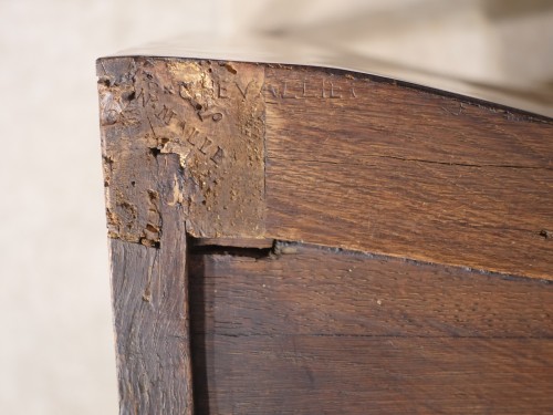 Furniture  - Chest of drawers in marquetry, 18th century