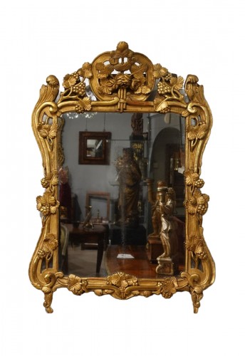 Miroir provençal en bois doré d'époque XVIIIe