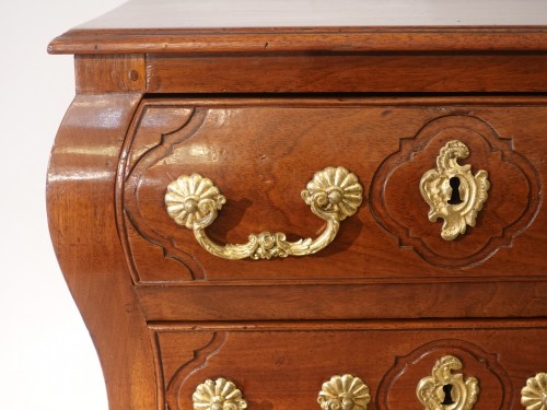 Antiquités - 18th Century Walnut Master&#039;s furniture