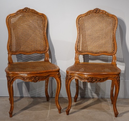 Ensemble de six chaises cannées, Nogaret à Lyon XVIIIe siècle - Sièges Style Louis XV