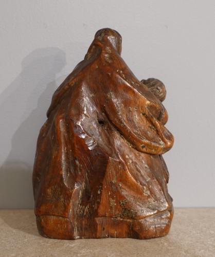 Sculpture  - Small Pietà in walnut, 17th century