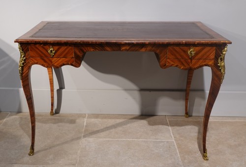 Furniture  - Lady&#039;s desk in Louis XV marquetry