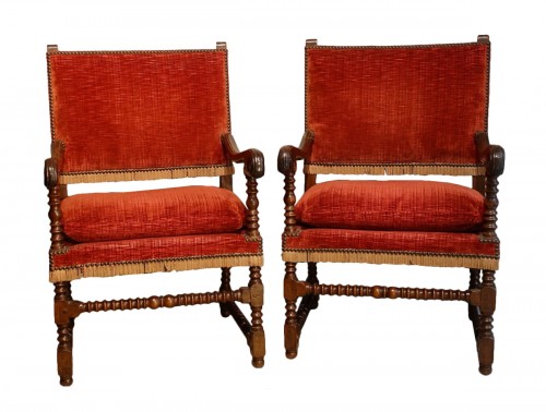 Pair of Louis XIII armchairs, called arm chairs - 17th century