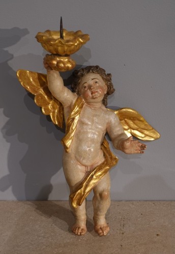 XVIIIe siècle - Paire de Putti céroféraires en bois polychrome du XVIIIe siècle