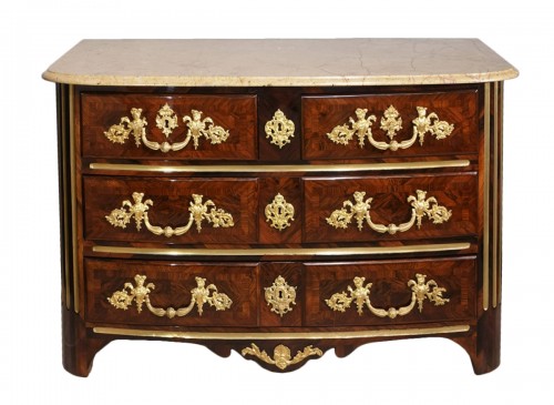 Louis XIV chest of drawers in rosewood veneer, early 18th century