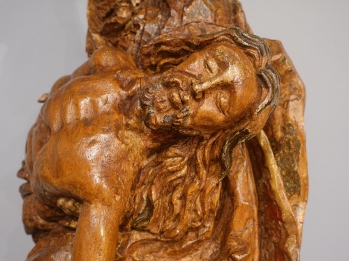 Antiquités - Grande Pietà ou Vierge de Pitié en tilleul sculpté Allemagne XVIe siècle