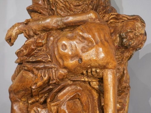 Antiquités - Grande Pietà ou Vierge de Pitié en tilleul sculpté Allemagne XVIe siècle