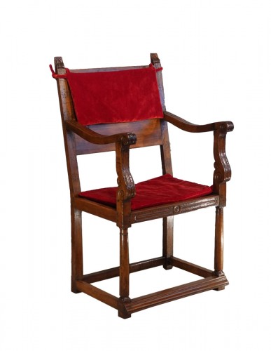 Fauteuil d'apparat en noyer d'époque Renaissance