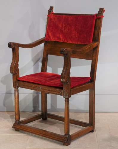 Fauteuil d'apparat en noyer d'époque Renaissance - Sièges Style Renaissance