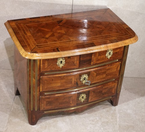 XVIIIe siècle - Commode de maîtrise Louis XIV d'époque début XVIIIe