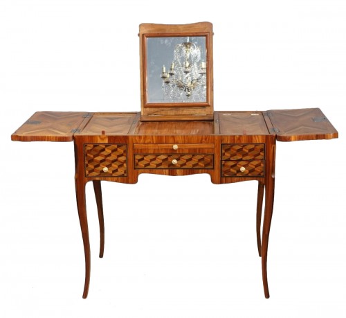 Louis XV dressing table writing desk in cubic marquetry