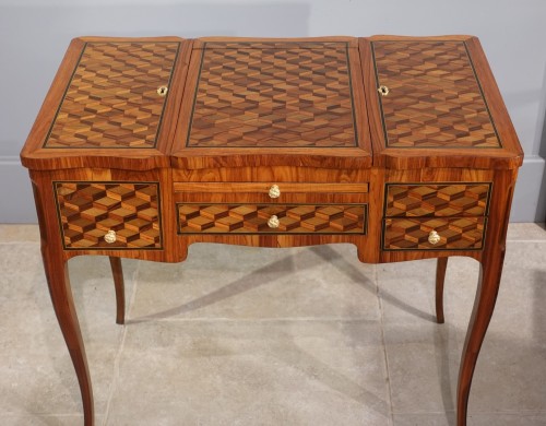 Antiquités - Louis XV dressing table writing desk in cubic marquetry