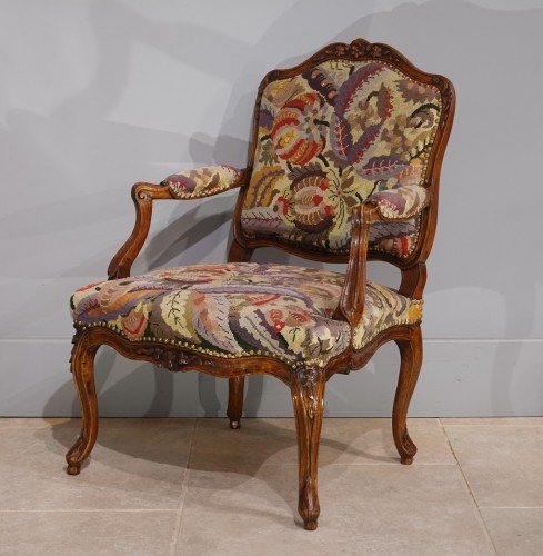 Pair of armchairs with flat backs stamped FALCONET, 18th century - Seating Style Louis XV