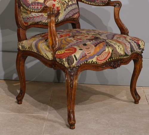 Pair of armchairs with flat backs stamped FALCONET, 18th century - Louis XV