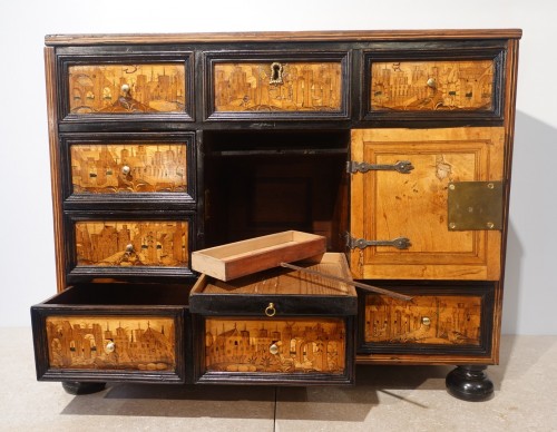 Marquetry collector’s cabinet – Augsburg 17th century - 