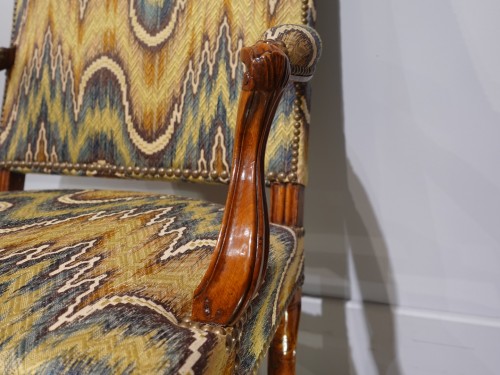 Large Louis XIV period walnut armchair - 