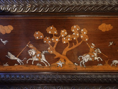 Louis XIII - Safe bench richly decorated with inlays – Florentine work