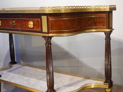 Louis XVI - Console desserte Louis XVI en acajou