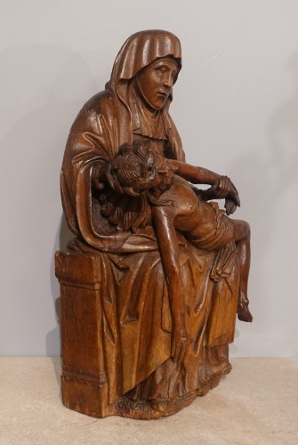 Pietà ou Vierge de pitié sculpture en chêne – Pays Bas circa 1520 - Sculpture Style Renaissance