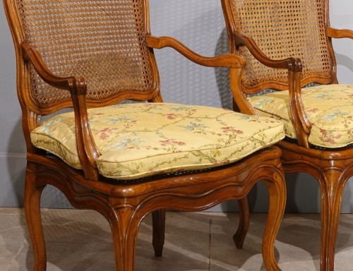 Pair Of Louis XV Flat Back Armchairs In Walnut, 18th Century - 