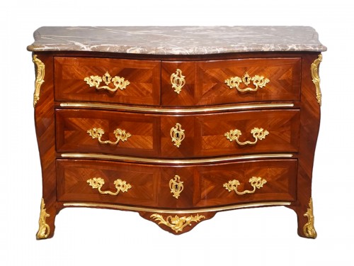 Chest of drawers stamped Louis Delaitre – 18th century
