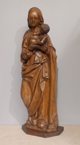 Sculpture Sculpture en Bois - Vierge à l'Enfant en chêne du XVIe siècle