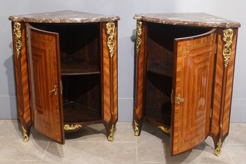 Antiquités - Pair of period Transition corners stamped I.DUBOIS