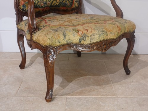 Louis XV - Paire de fauteuils à la Reine d'époque Louis XV