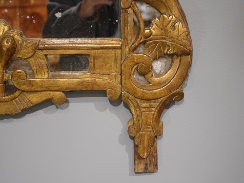 Miroir provençal du XVIIIe siècle en bois doré - Louis XV