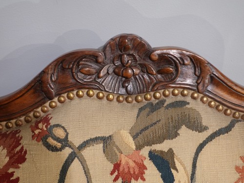 Pair of Louis XV Armchairs &#039;&#039;à la Reine&#039;&#039; - 