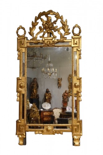 Miroir Louis XVI en bois doré d'époque XVIIIe