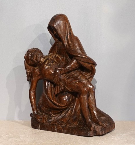 Pietà or Virgin of Pity - Flanders 16th century - Sculpture Style Renaissance