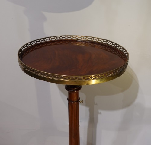 Rack and pinion pedestal table stamped C. TOPINO - 