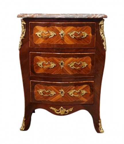 Commode d'entre-deux estampillée J. BIRCKLE d'époque XVIIIe