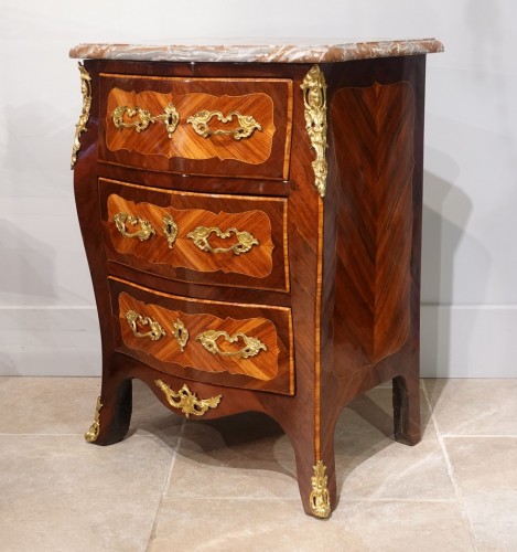 Commode d'entre-deux estampillée J. BIRCKLE d'époque XVIIIe - Mobilier Style Louis XV