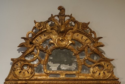 Miroir Régence à parecloses en bois doré d'époque XVIIIe - Miroirs, Trumeaux Style Régence