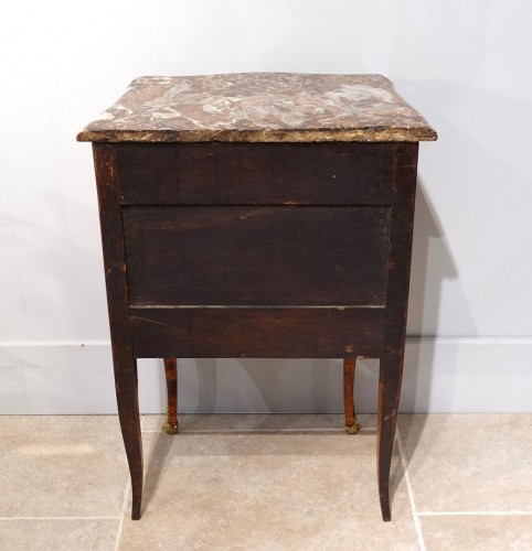 Antiquités - Commode estampillée IB HEDOUIN d'époque XVIIIe