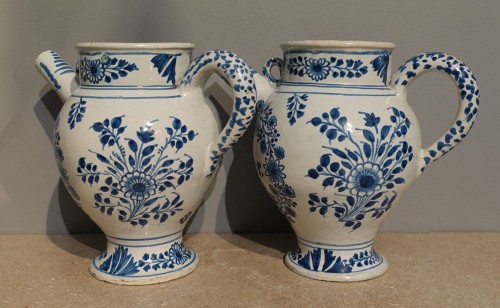 Pair of 18th Century Nevers Faience Apothecary Jars - Porcelain & Faience Style Louis XV