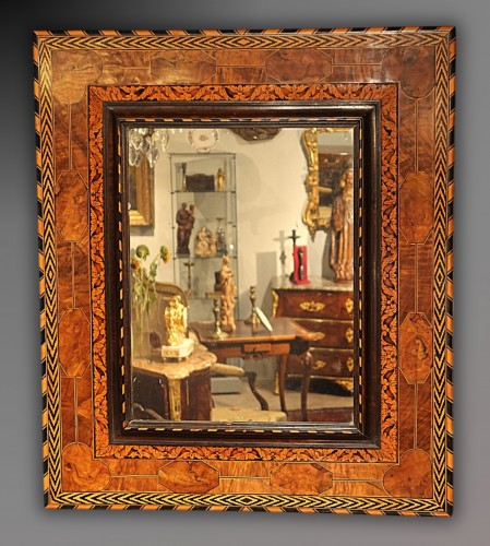 Antiquités - Miroir marqueté attribué à Noël Hache, époque XVIIe siècle