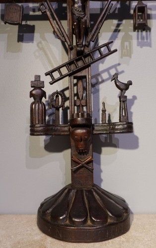 Antiquités - Bargeman’s Cross featuring the Instruments of the Passion, late 19th century