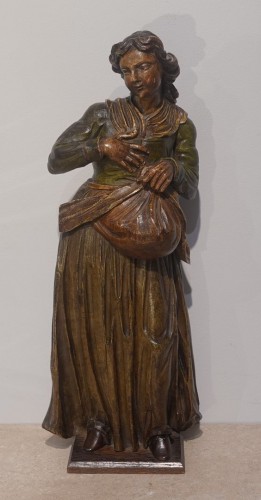 Antiquités - 18th-century wood sculpture: "Woman Sowing"