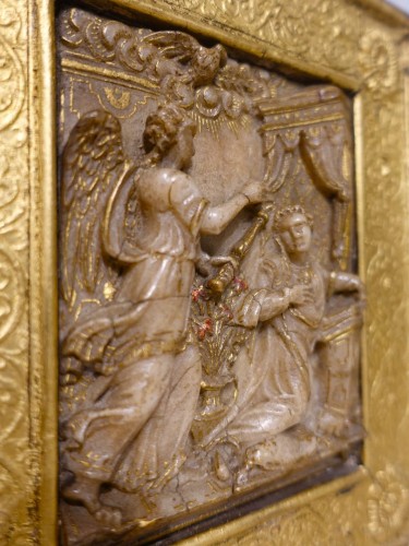 L'Annonciation, plaque en albâtre Malines fin XVIe début XVIIe - Gérardin et Cie