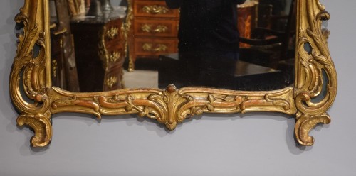 Miroir en bois doré du XVIIIe siècle - Louis XV