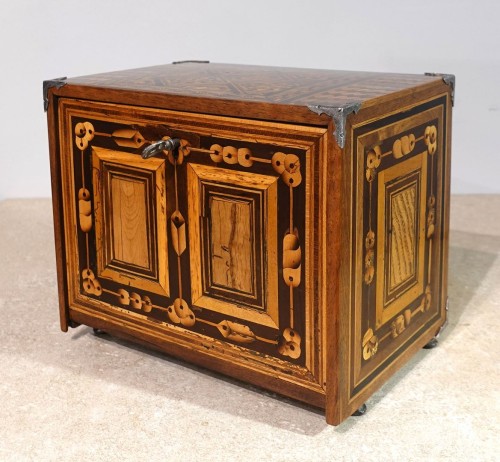 Cabinet Augsbourg d'époque XVIIe siècle - Gérardin et Cie