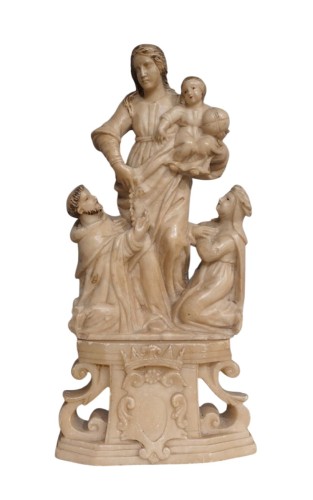 Vierge à l'Enfant avec deux orants en albâtre, Trapani XVIIe siècle