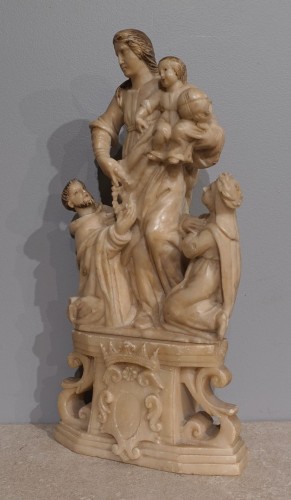 Sculpture Sculpture en Marbre - Vierge à l'Enfant avec deux orants en albâtre, Trapani XVIIe siècle
