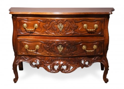 Commode provençale Louis XV d'époque XVIIIe