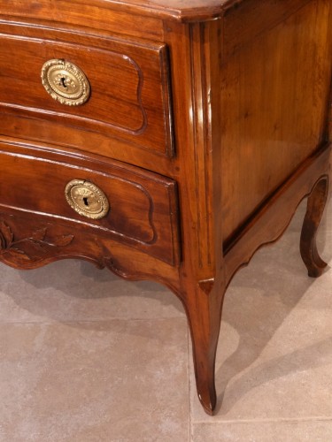 XVIIIe siècle - Commode provençale dite « sauteuse », Transition, époque XVIIIe