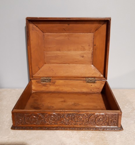 Antiquités - Coffret de mariage en bois de Sainte Lucie, atelier de César Bagard