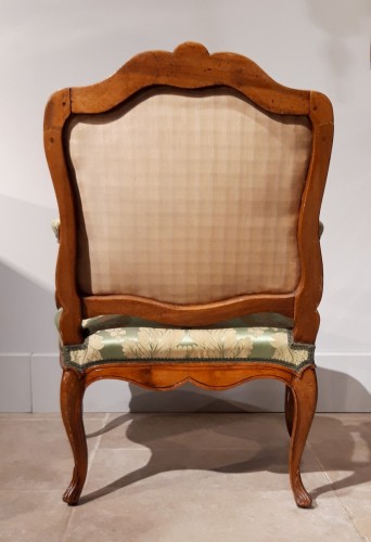 XVIIIe siècle - Fauteuil Louis XV à dossier plat